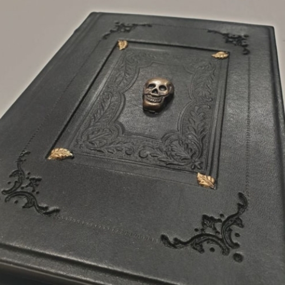 ♥️BUY 2 GET 1 FREE Black Leather Journal - Skull, Retail Price $49.99 USD - Picture 3 of 14